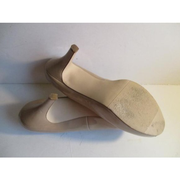 *Madden Girl Tan Beige Patent Getta Squared Toe Pumps - Picture 10 of 10